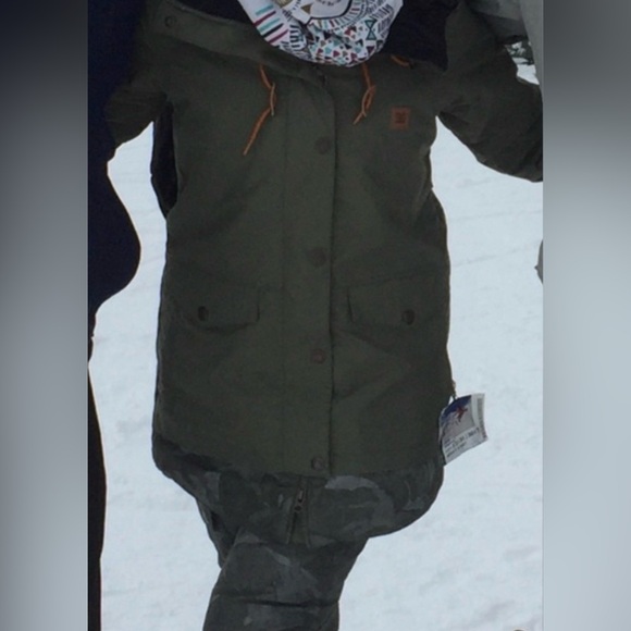 DC Snowboarding Jacket Riji - Beetle size XS - Picture 14 of 14